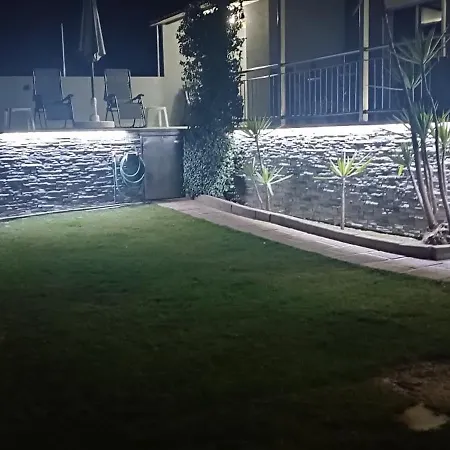 Hatsi Nyaraló Kritharia